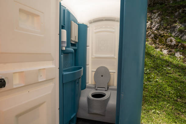 Best Portable Restroom Servicing (Cleaning and Restocking)  in Fairfax, CA